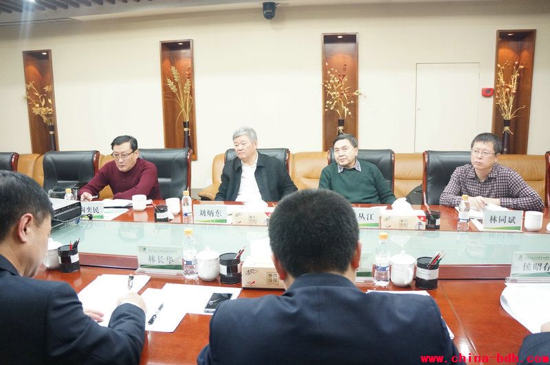 點擊瀏覽下一頁